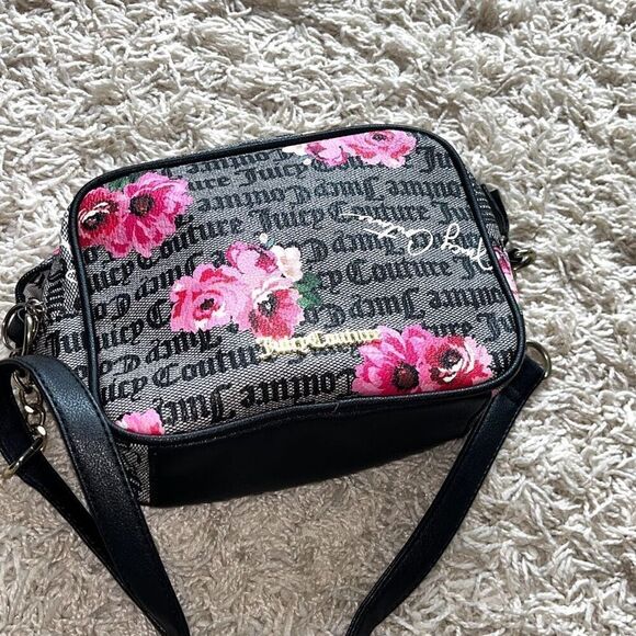 JUICY COUTURE RED BLACK PINK FLOWERED PURSE CROSSBODY CAMERA BAG - Picture 15 of 15